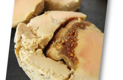FOIE GRAS DE CANARD AUX FIGUES CUISSON AU SEL