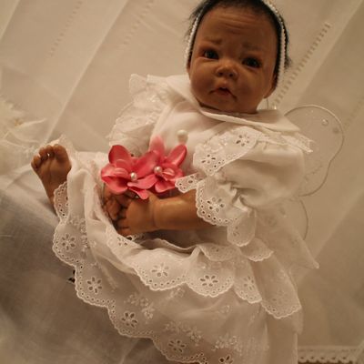 Tina à été offert à Nicole 