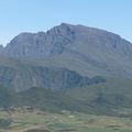 Le volcan et la route des laves