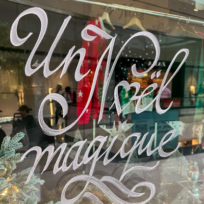 Illumination de Noël en ville haute de Dun sur Meuse pendant trois semaines et marché de Noël 