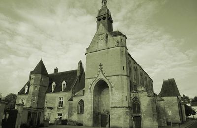 Le 15 juin 1790 à Mamers : conflit entre la municipalité et des administrateurs de l’hôpital.