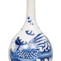 A bottle vase with phoenix. Bleu de Huê. China for Vietnam, 18th cent. (Qing-dynasty 1644-1911)