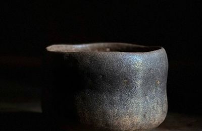 Raku Jōkei II (d.1635), Black Raku tea bowl named Hatsuyuki (First Snow) 