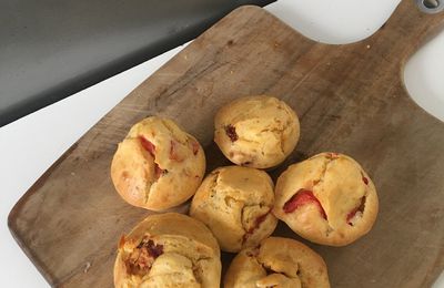 Muffins apéritifs aux tomates séchées, poivrons et levain