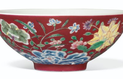 A rare ruby-ground falangcai 'floral' bowl, Yongzheng four-character mark and of the period (1723-1735)