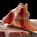 Le Jambon Noir de Bigorre, élevé à la châtaigne et affiné au vent du Sud !