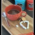 Chocolat chaud et ses chamallows.