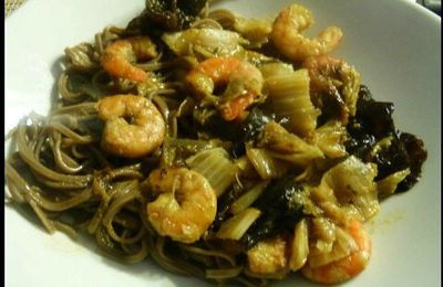 ღ " Miam " Wok de Choux chinois -Crevettes- Champignons noirs et pâte de Curry vert