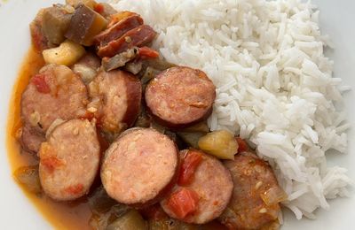 Rougail de saucisses et aubergines