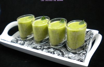 Velouté courgette-menthe en petites verrines