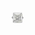 An impressive diamond ring, by Sabbadini