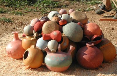 Module technique de poterie africaine en avril et cuisson en août