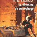 Le Mystère du sarcophage, d'Elizabeth PETERS (1985)