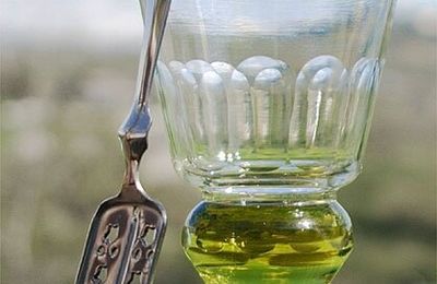 La fée verte : l'absinthe 