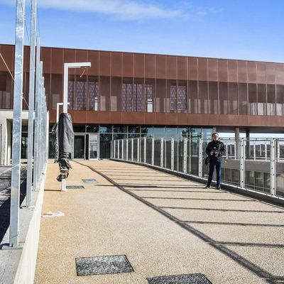 Ouverture d'un jour de plus pour la ludo-médiathèque Jean-d’Ormesson à Nîmes 