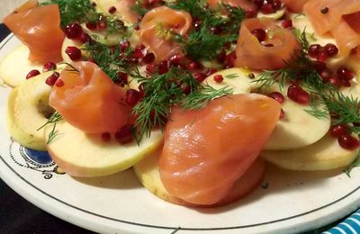 CARPACCIO DE POMMES ET SAUMON AUX AGRUMES