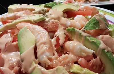 Salade avocat pamplemousse crevette