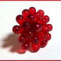 Bague "Floraly" rouge en gouttes de verre sur