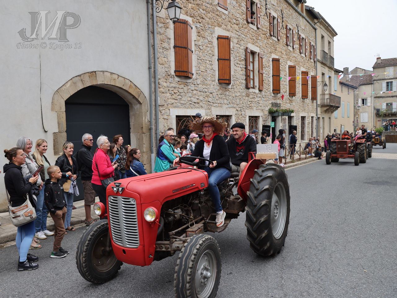 025 - Massey Ferguson : 35 - 37 CV - cm² - années 1960 – 1965