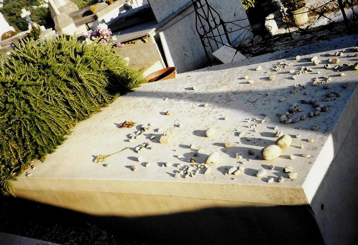 Saint-Paul-de-Vence, cimetière, tombe de Chagall (06)