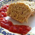 Cake au thon, coulis de tomates
