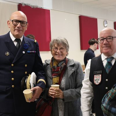 Jean-Yves a sonné pour une cérémonie de remise de fanion pour la PMM de Lorient le 13 décembre 2025