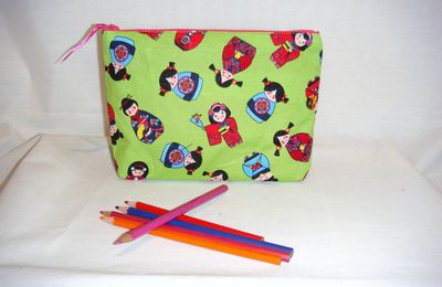 Trousse d'Ecole ou à Maquillage pour Fille "Kokeshi" poupées japonaises !!