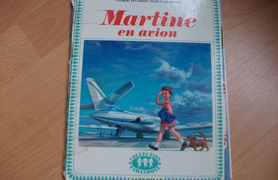 MARTINE EN AVION - 1969