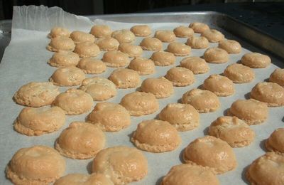 Nouvelle tentative de macarons à la réglisse