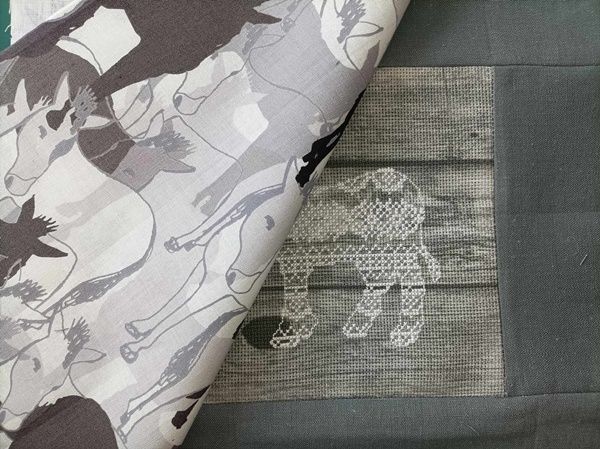 Petit Âne - Broderie de 2015 - Enfin terminée