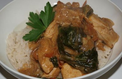 CURRY DE POULET ET EPINARDS