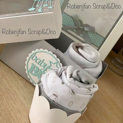 Boite cadeau et carte naissance scrapbooking 