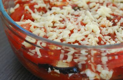 Gratin d'aubergines, courgettes, tomates et mozzarella