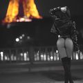 N'est-ce point un sentiment de fétichisme qui détermine le pèlerinage des hommes vers la Tour Eiffel, symbole de l'Industrie?