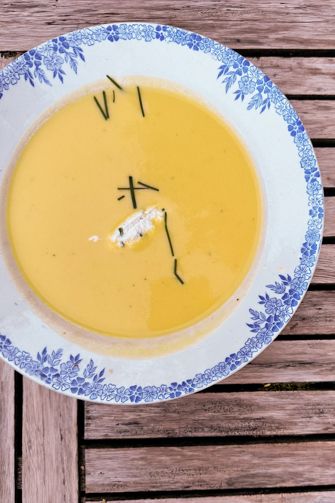 Soupe glacée aux poivrons et St Môret