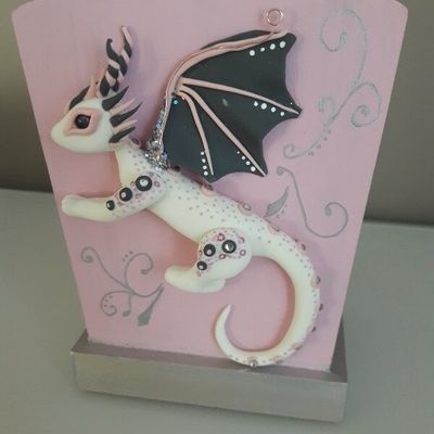 pot à crayon dragon 