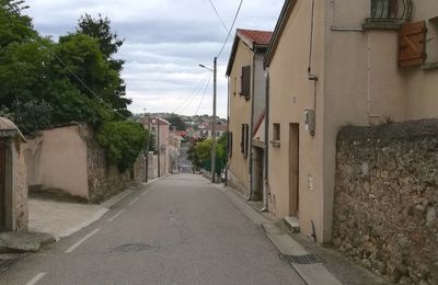 rue des Capucins, à Saint-Chamond