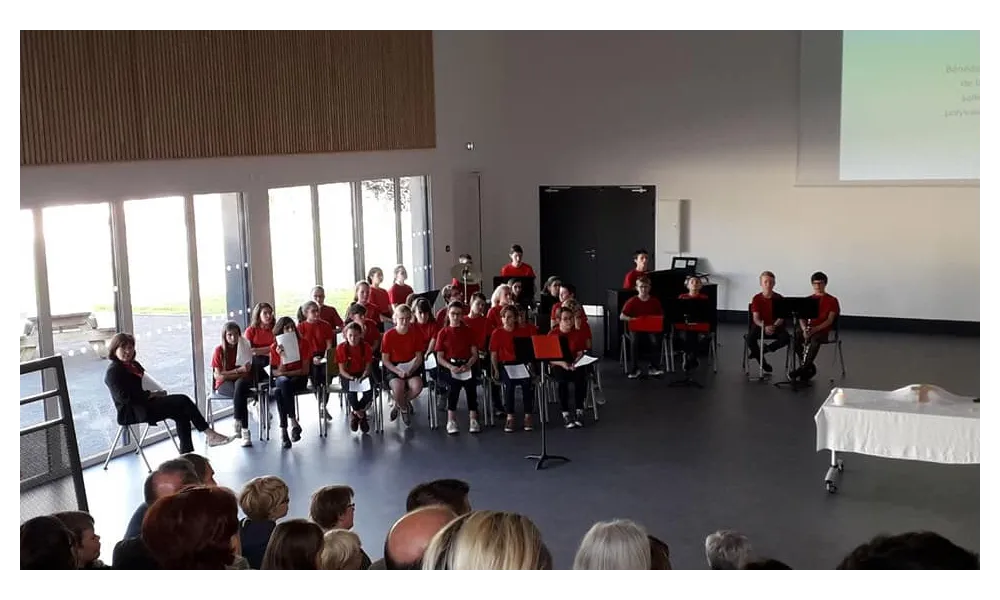 Inauguration de la salle polyvalente du collège