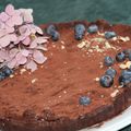 TARTE AU CHOCOLAT, MYRTILLES ET NOISETTES