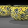 A rare pair of Dayazhai yellow-ground jardinières, Guangxu-Early Republic period, 19th-20th century