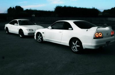 Mazda mx6 v6 et Nissan Skyline 