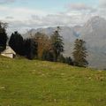 sommet du col d'aspin(alt 1490m):cabane des bergers et le pic du midi