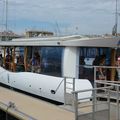 MARSEILLE...Traversée du vieux port avec le nouveau FERRY BOAT électrosolaire...