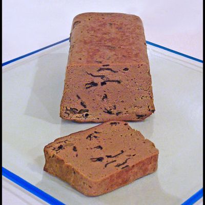 Terrine aux foies de volailles, poulet et Porto