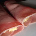 Rouleaux de jambon aux oeufs brouillés