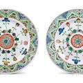 A pair of famille-verte dishes, Qing dynasty, Kangxi period (1662-1722)
