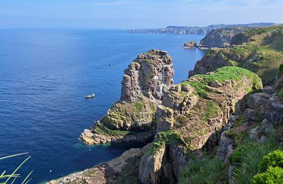 En Bretagne : le Cap Fréhel, du phare au fort 