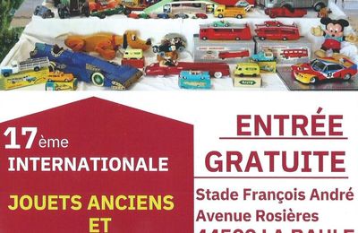 JOUETS ANCIENS A LA BAULE