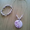 un collier et un bracelet en pate fimo