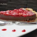 TARTE FEUILLETEE Chocolat Noir Framboises Citron Vert